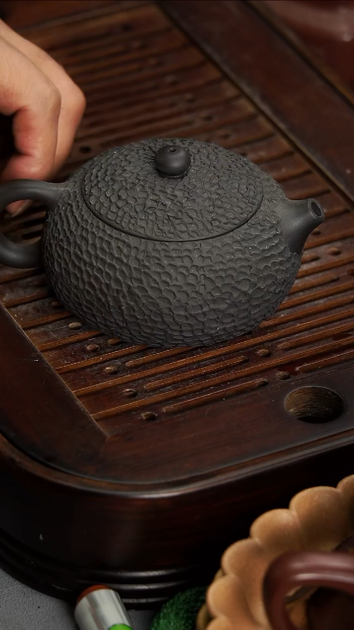 茶壶紫砂宜兴紫砂石黄仿铁扁西施200毫升