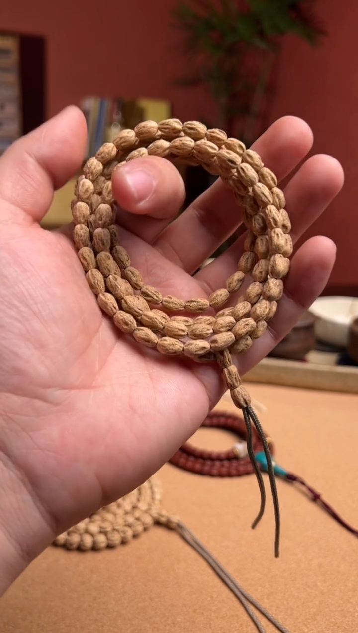 【闪购商品】柏香籽/百香籽手串020612