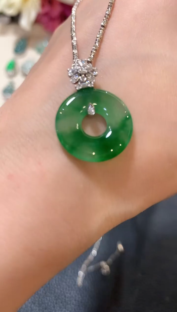 吊坠(不含链)18K金镶嵌翡翠z88   