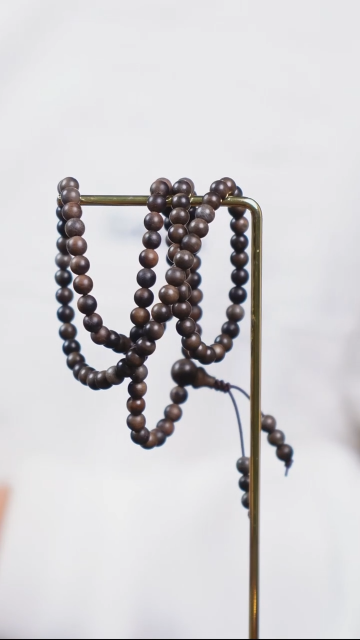 檀香木手串/手链R***eSG018 印度老山檀阴沉0.5多圈 微瑕