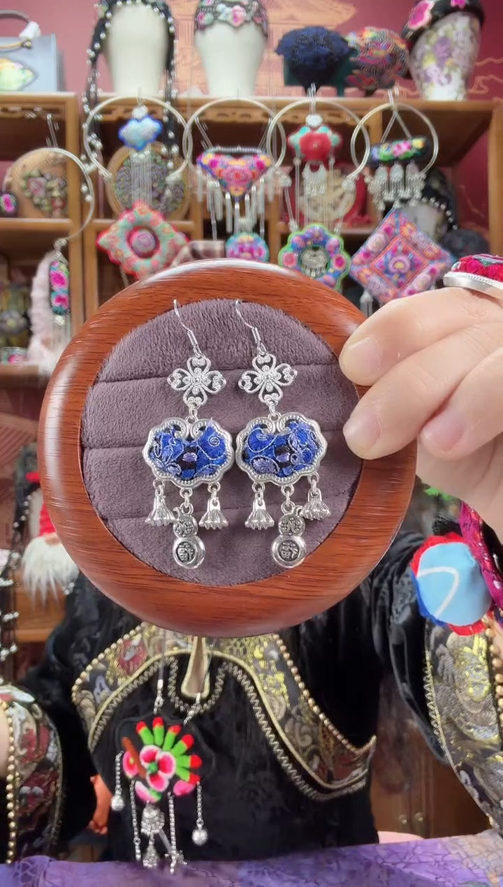 织绣耳环63甜甜家