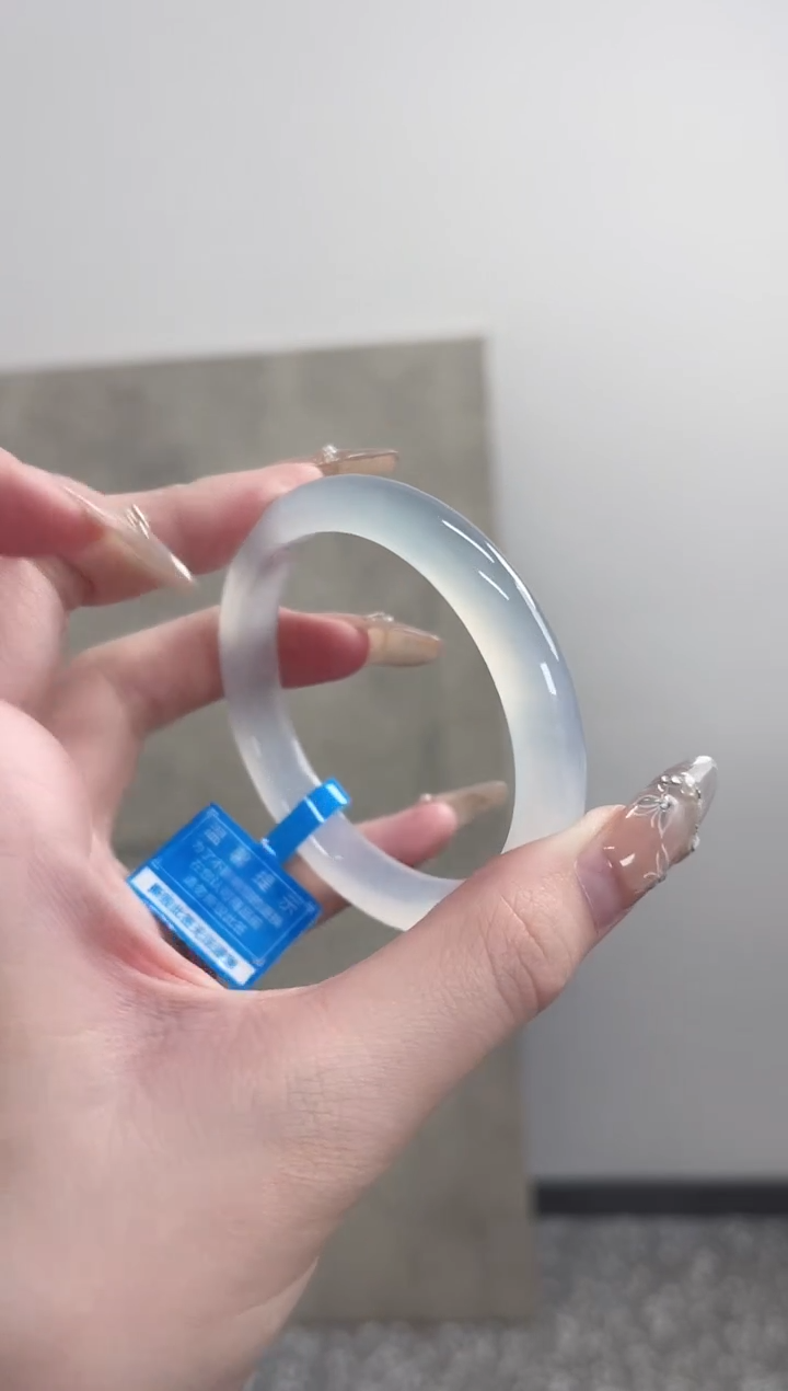 【闪购商品】玛瑙/玉髓手镯未镶嵌55-56圈