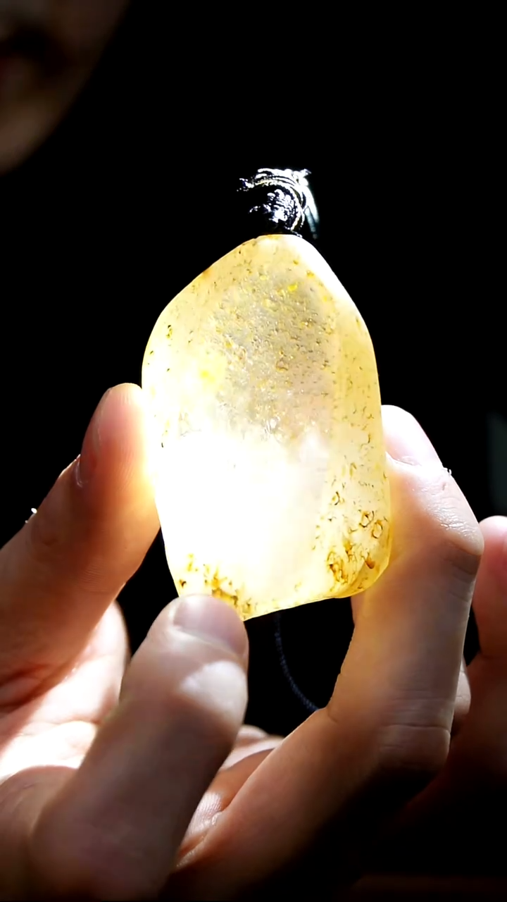 吊坠(赠链)未镶嵌水晶水晶