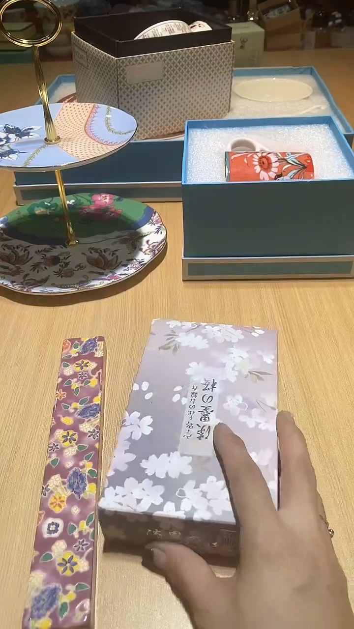 【闪购商品】瓷片锅碗瓢盆一件不剩