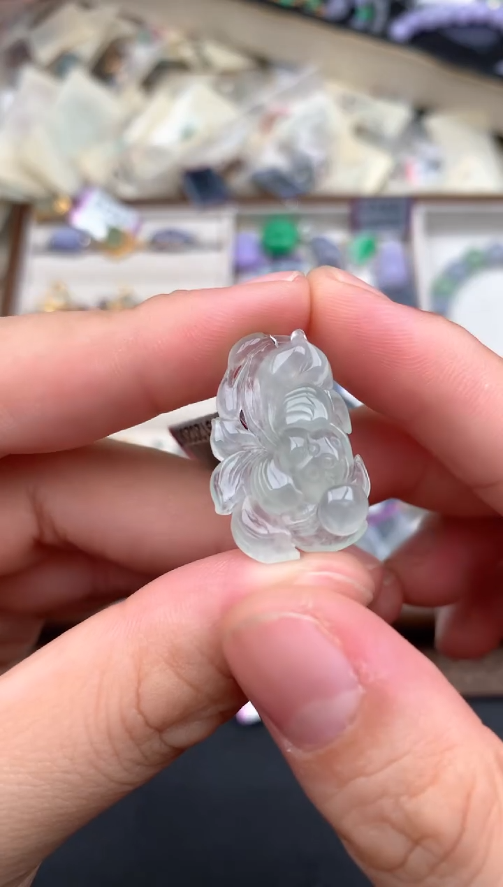 未镶嵌挂件翡翠一