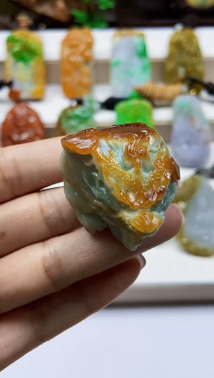 颈饰未镶嵌翡翠翡翠A货