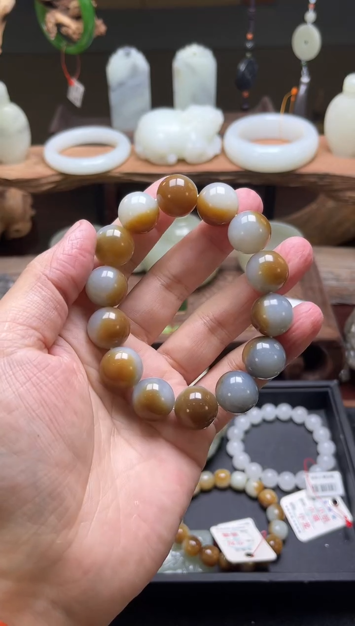 【闪购商品】和田玉手串未镶嵌卡16若羌楼兰三色 圆珠