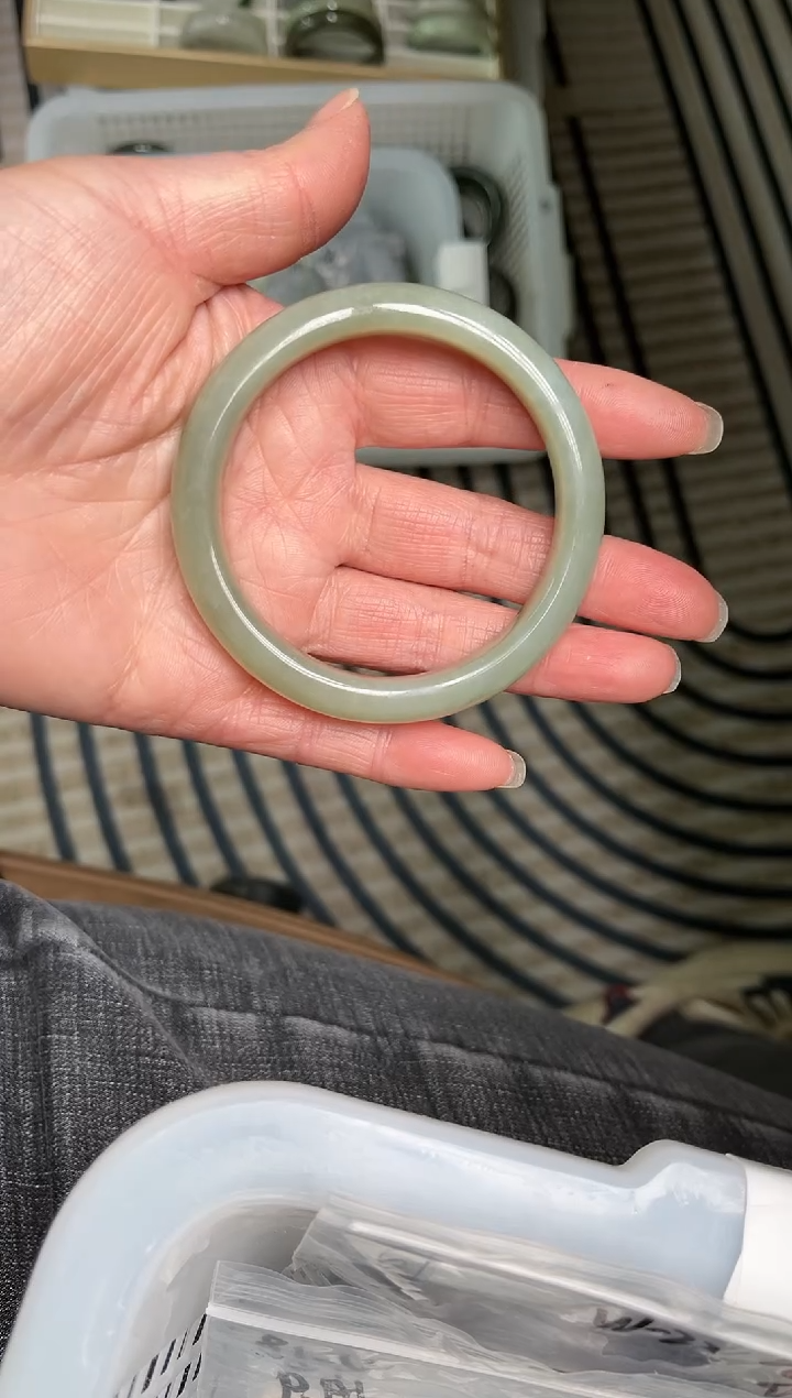 【闪购商品】和田玉手镯未镶嵌圈口60  S-6