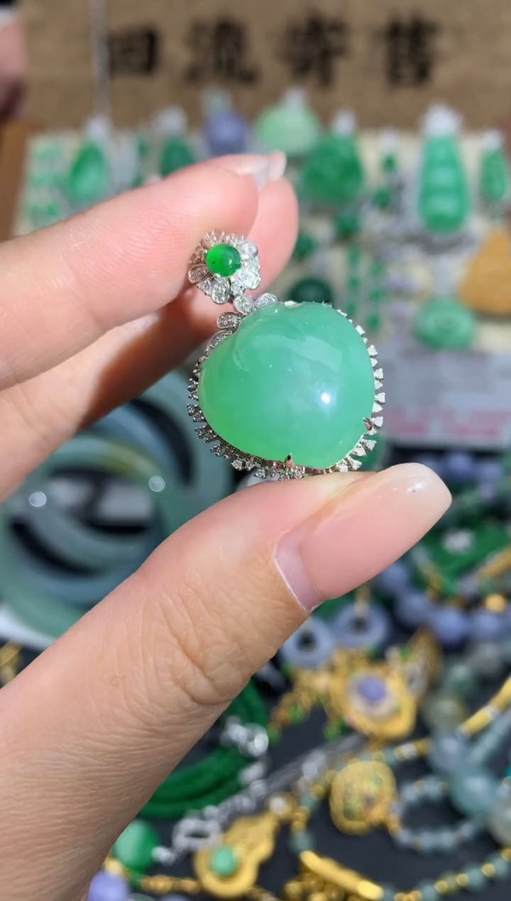 【闪购商品】翡翠颈饰18K金镶嵌524-中国好珍宝