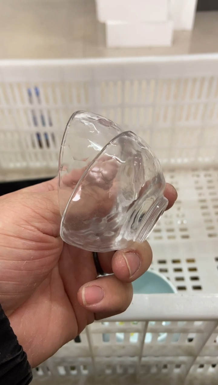 杯子瓷无运费险有瑕疵的摄影的产品有使用过的痕迹有点脏介意勿拍