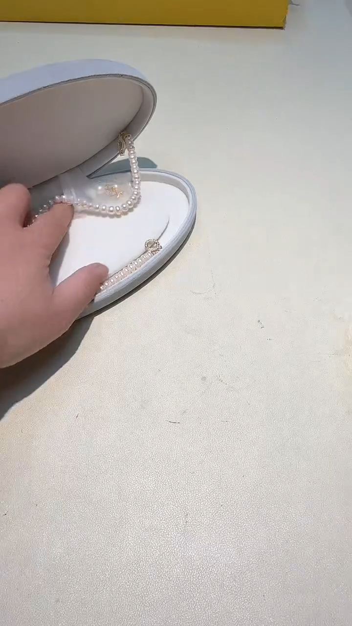 瓷片如图所示AAAAAAAAAAA750