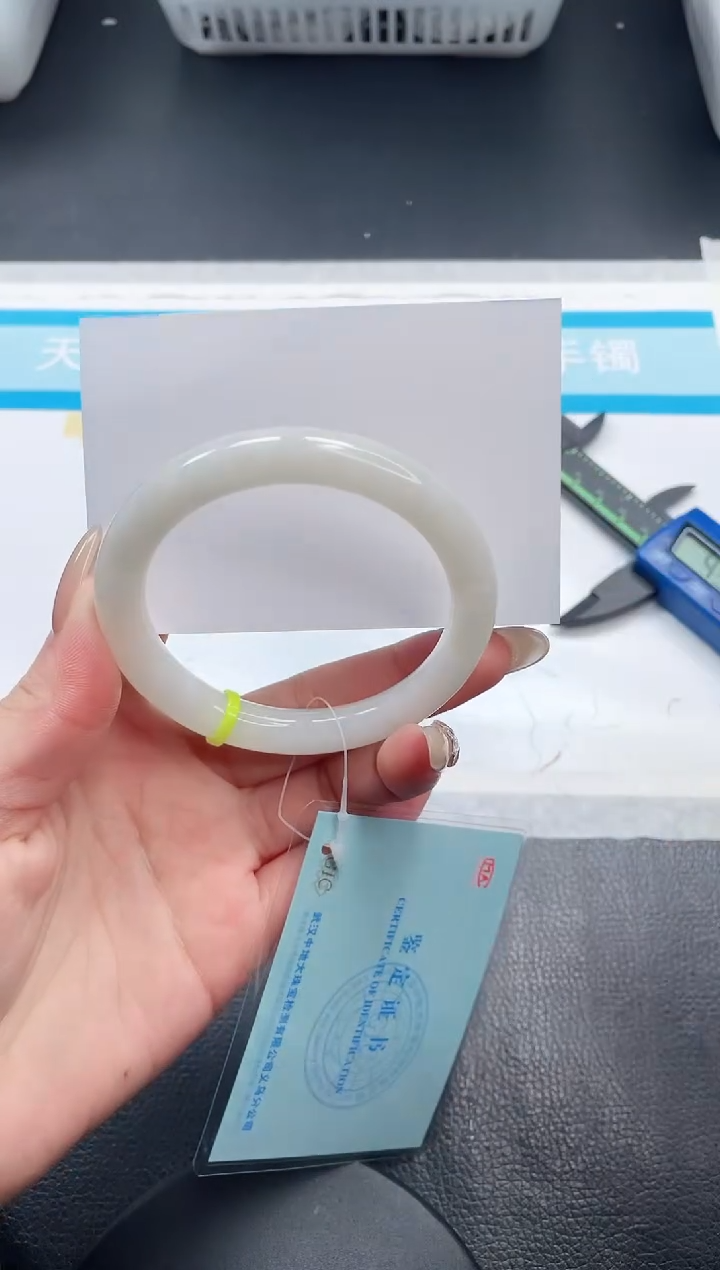 【闪购商品】和田玉手镯未镶嵌5-V351-55