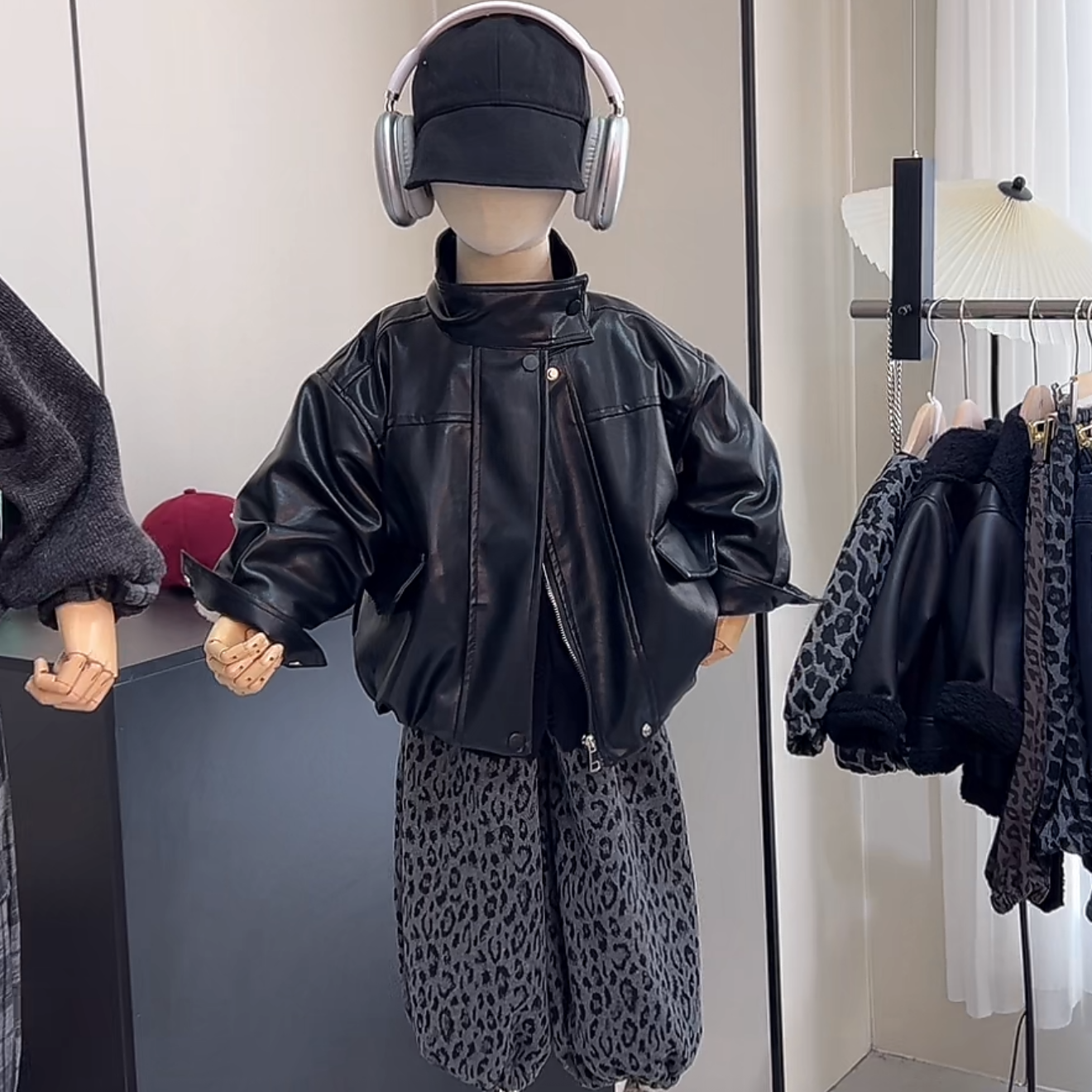 男童皮衣外套加绒加厚2025新款秋冬款男童机车风痞帅百搭皮夹克潮