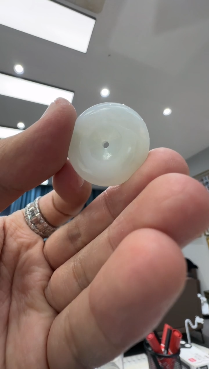 颈饰未镶嵌翡翠天然翡翠A货孤品一件 