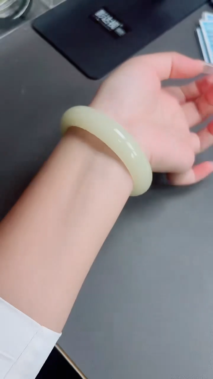 未镶嵌手镯和田玉171-5-60