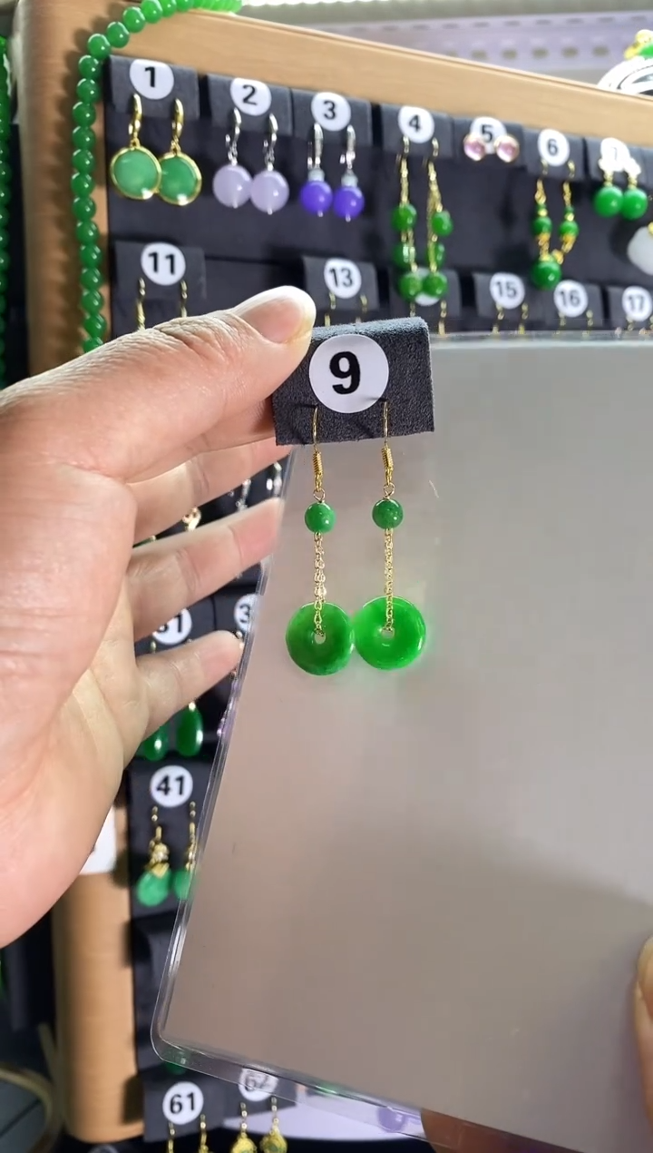 【闪购商品】翡翠耳饰银S925镶嵌9....