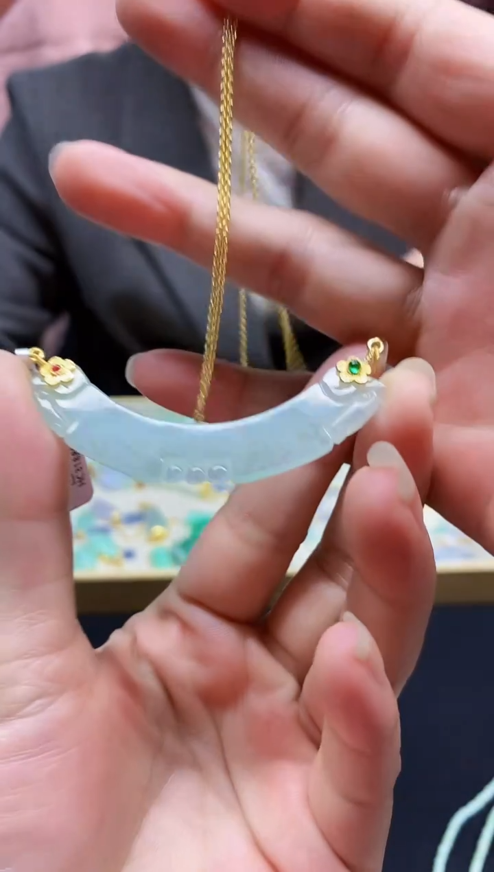 颈饰未镶嵌翡翠翡翠吊坠