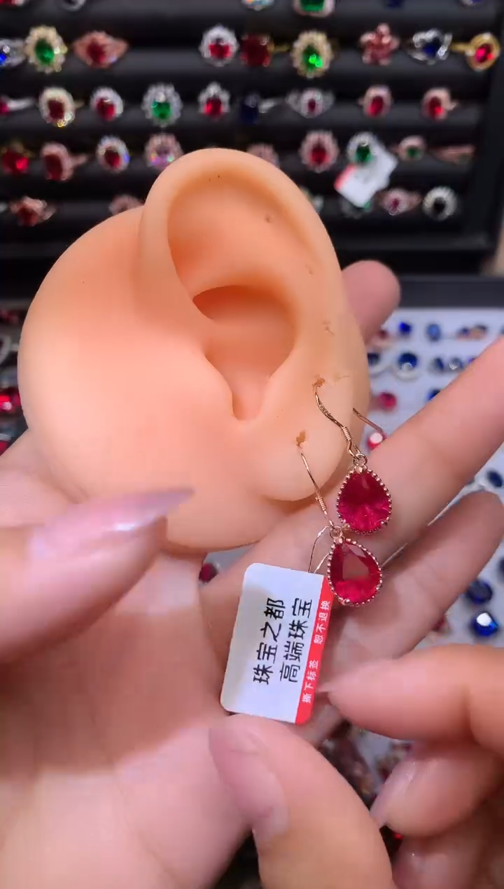 【闪购商品】红宝石耳饰银S925镶嵌1