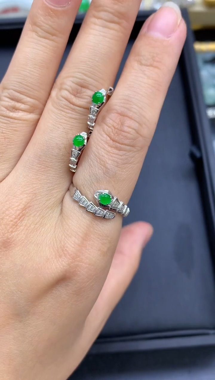 18K金镶嵌戒指翡翠453-中国好珍宝打包