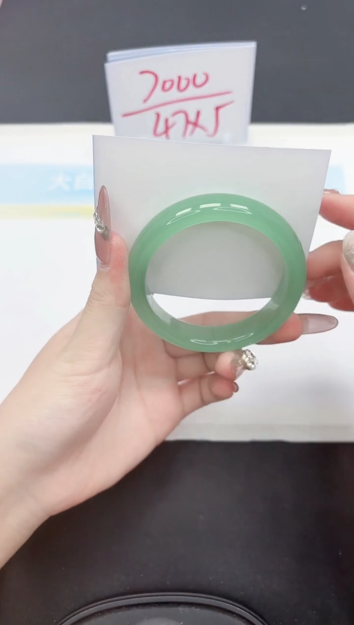 【闪购商品】石英质玉手镯未镶嵌131-56.6