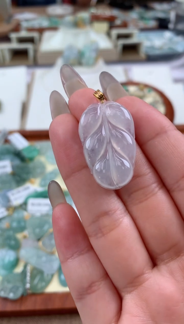 【闪购商品】翡翠颈饰18K金镶嵌天然A货翡翠挂件