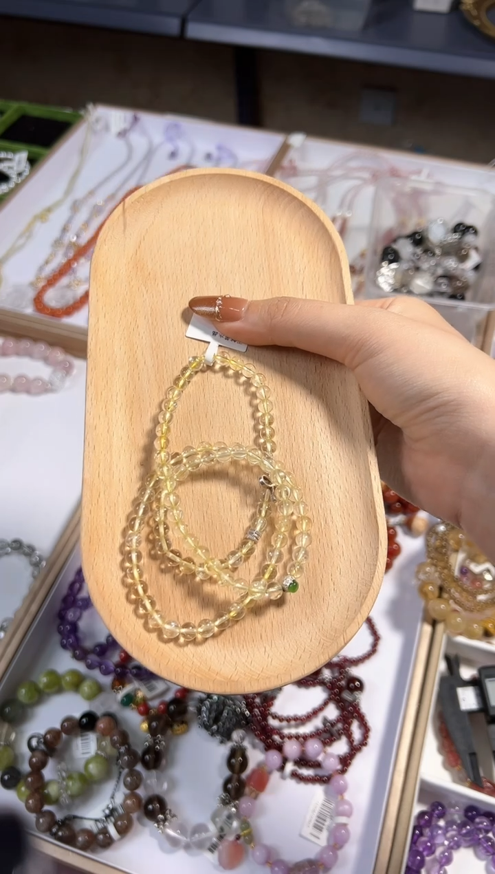 【闪购商品】水晶手链未镶嵌颜色微差多样性发货发其一