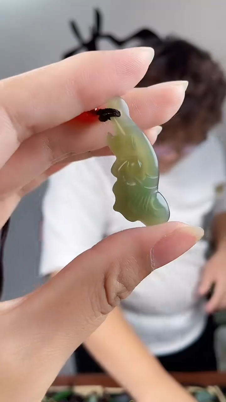 和田玉未镶嵌颈饰拍一发一，多样性发货