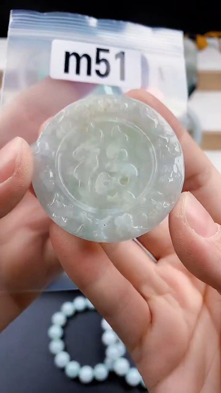 颈饰未镶嵌翡翠天然翡翠吊坠挂件