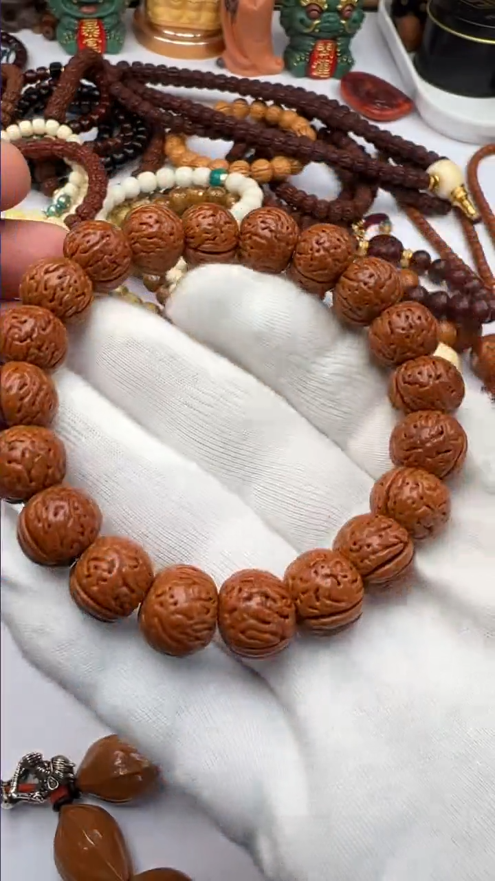 【闪购商品】桃核手串JINGPINTAOHE