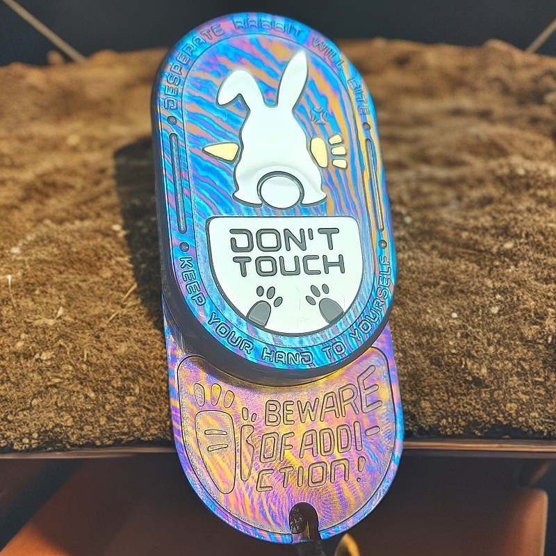 【钛马律动】暴躁兔律动钛马兔子律动机械推牌旋转金属解压玩具EDC