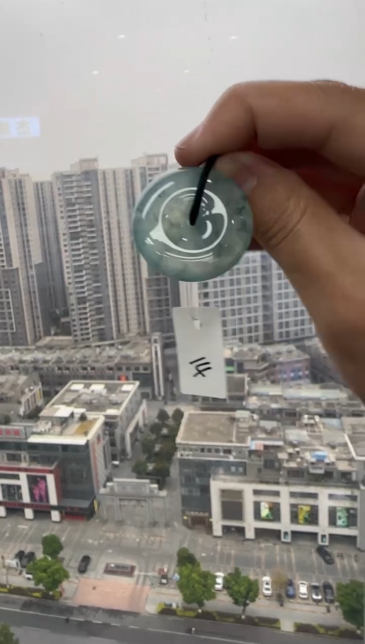 【闪购商品】翡翠颈饰未镶嵌天然翡翠A货孤品一件