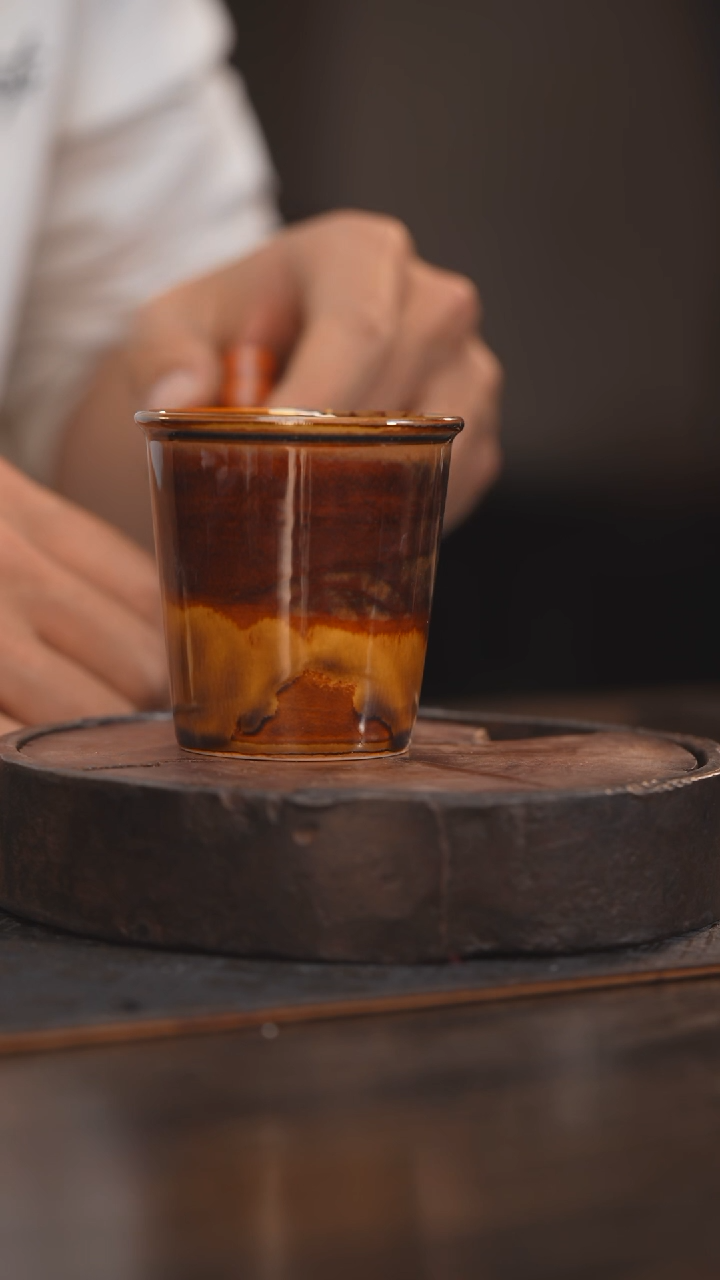 【闪购商品】杯114柴房陶瓷丨焦糖色小可乐杯