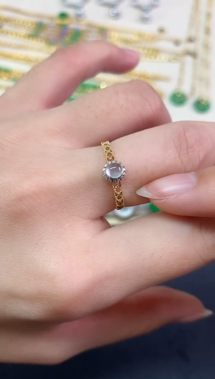 18K金镶嵌戒指翡翠戒指|1380多样性发其一