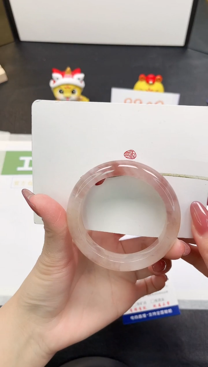 【闪购商品】石英质玉手镯未镶嵌384-54