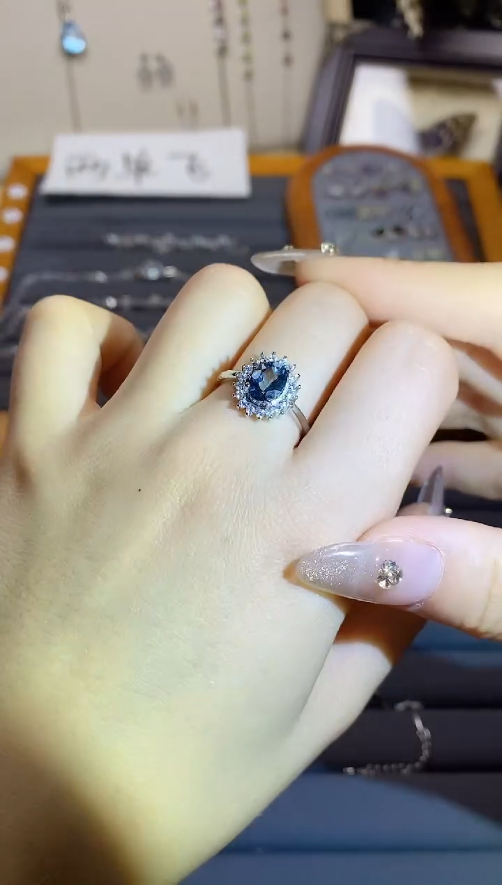 【闪购商品】水晶手链银S925镶嵌A25   