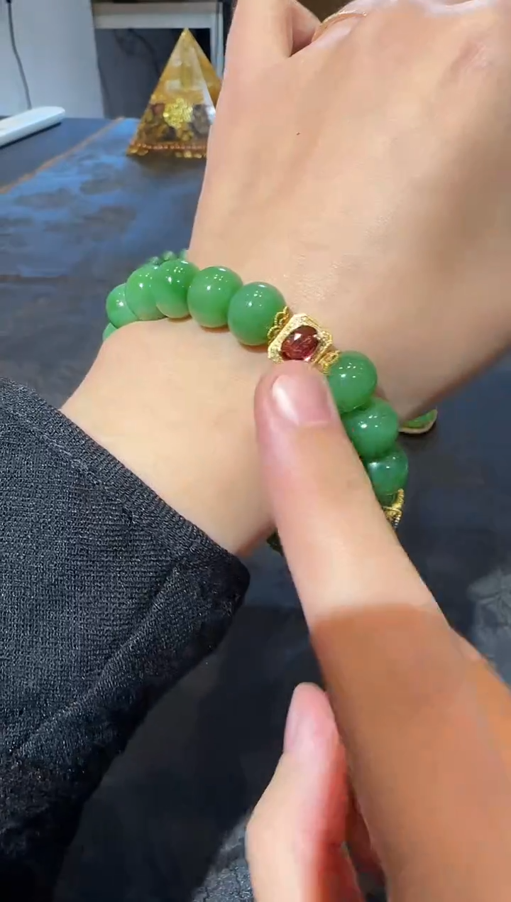 【闪购商品】和田玉手串18K金镶嵌2