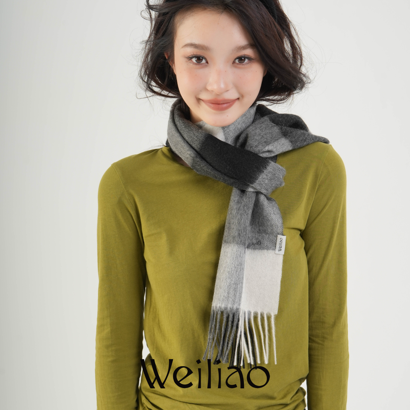 Weiliao/尉了秋冬新品100山羊绒流苏围巾长穗五色亲肤保暖格子