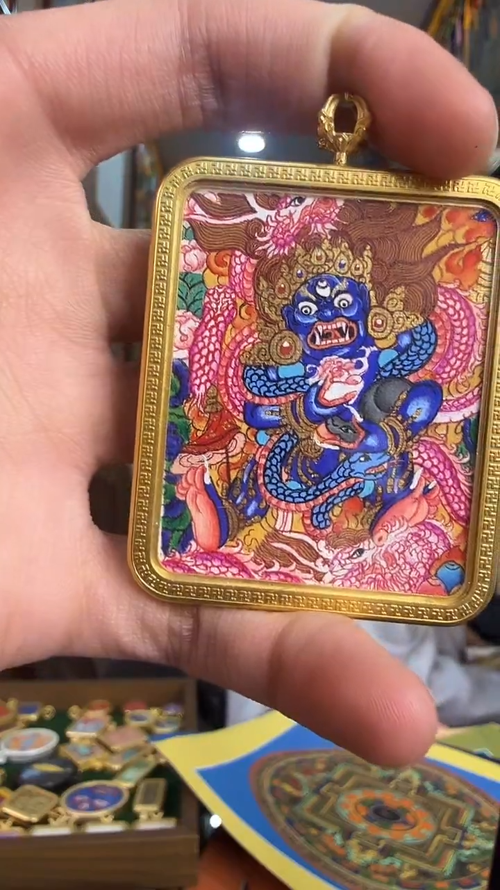 吊坠黑财神-热贡纯手绘唐卡