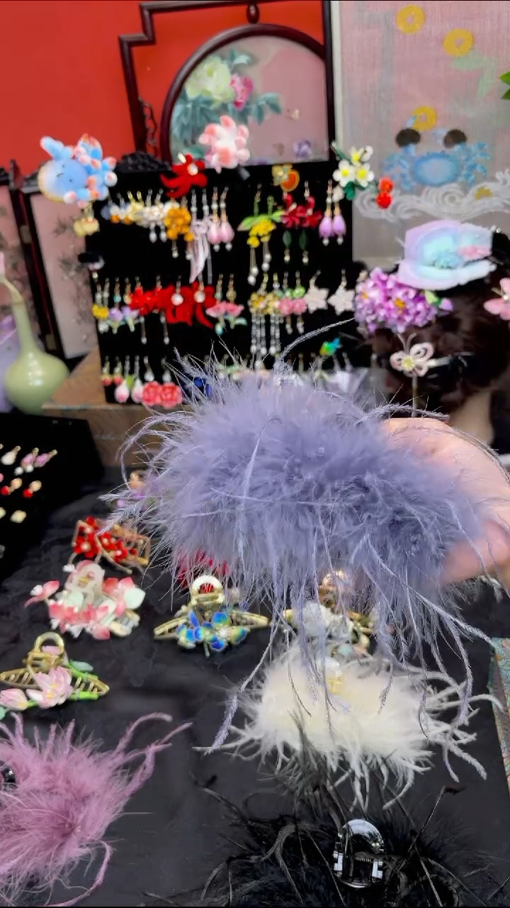 刺绣顾**～非遗绒花苏绣饰品