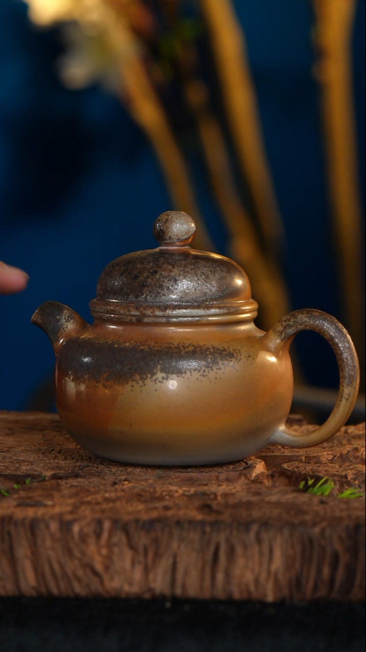 【闪购商品】【267】柴烧手作壶LT00267
