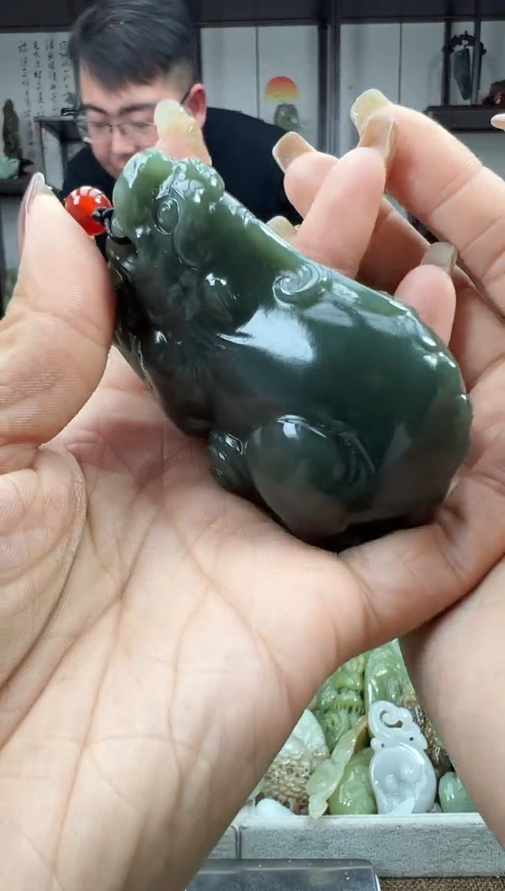 未镶嵌和田玉把件1