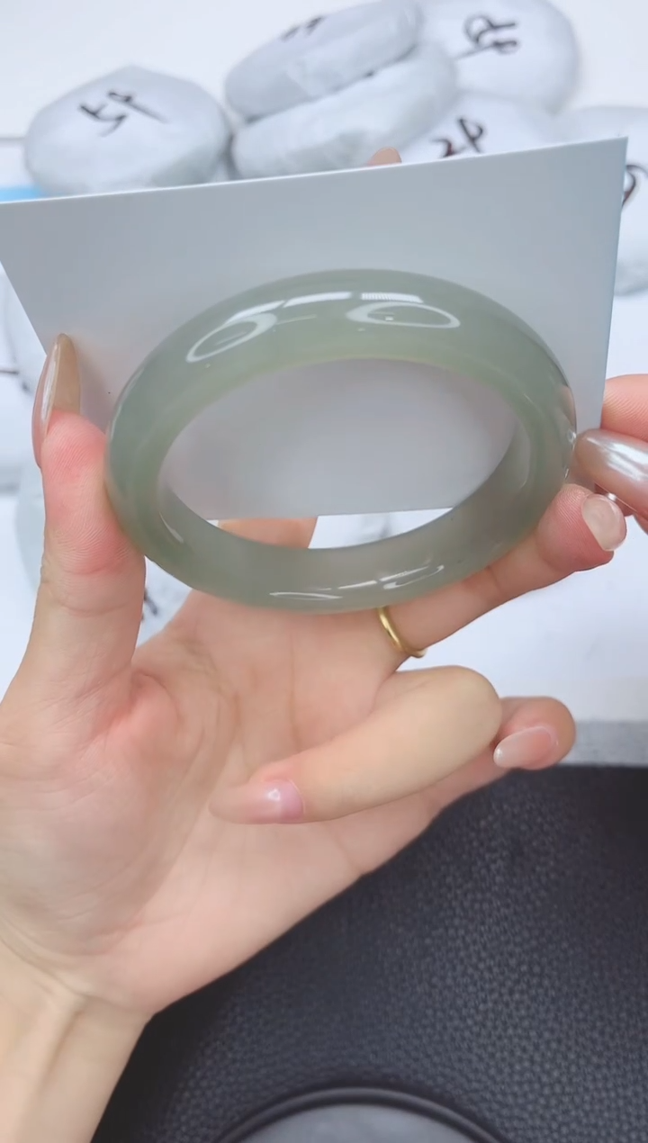 未镶嵌手镯石英质玉94-58.7