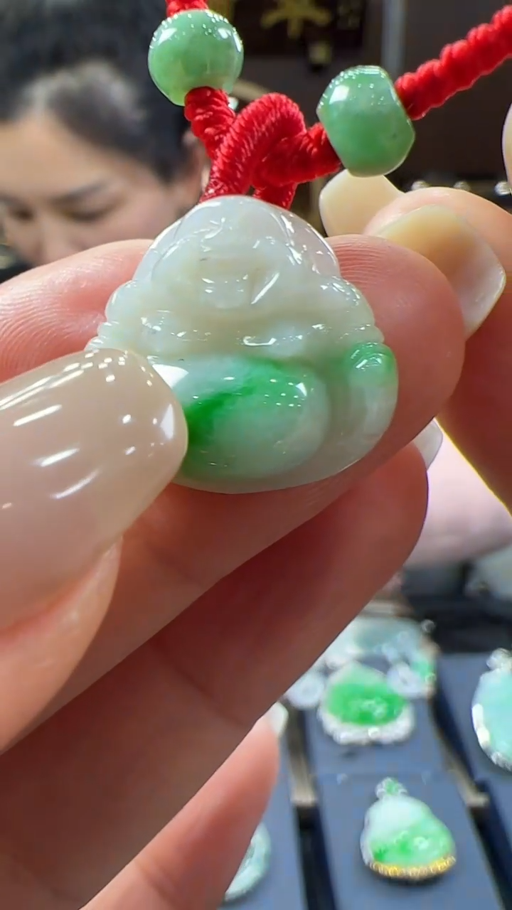 【闪购商品】翡翠挂件未镶嵌佛公手绳