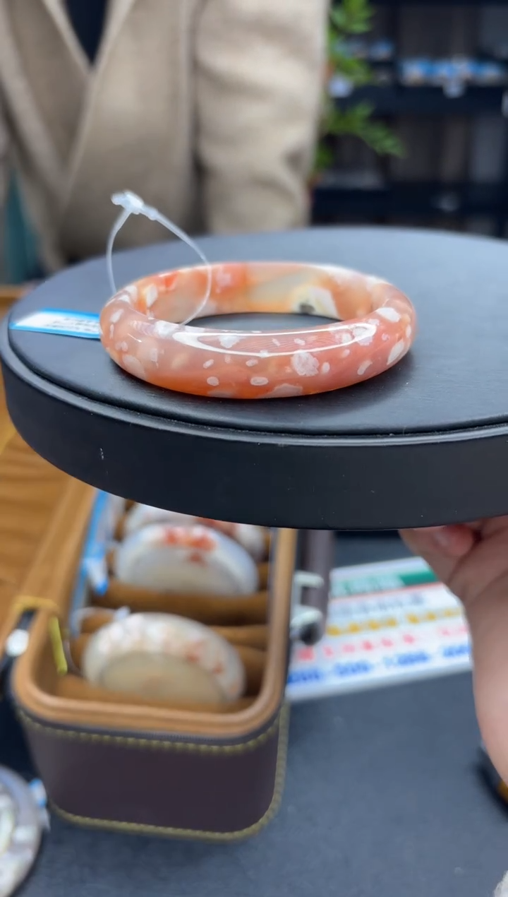 【闪购商品】石英质玉手镯未镶嵌6（55圈）