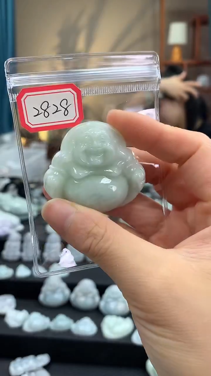 颈饰未镶嵌翡翠佛公2828