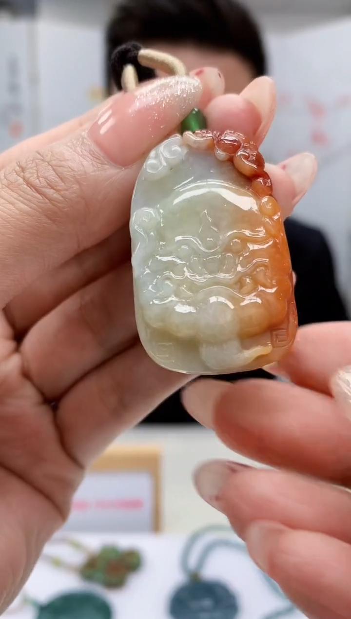 【闪购商品】定制翡翠未镶嵌4990MM-毛货挂件85