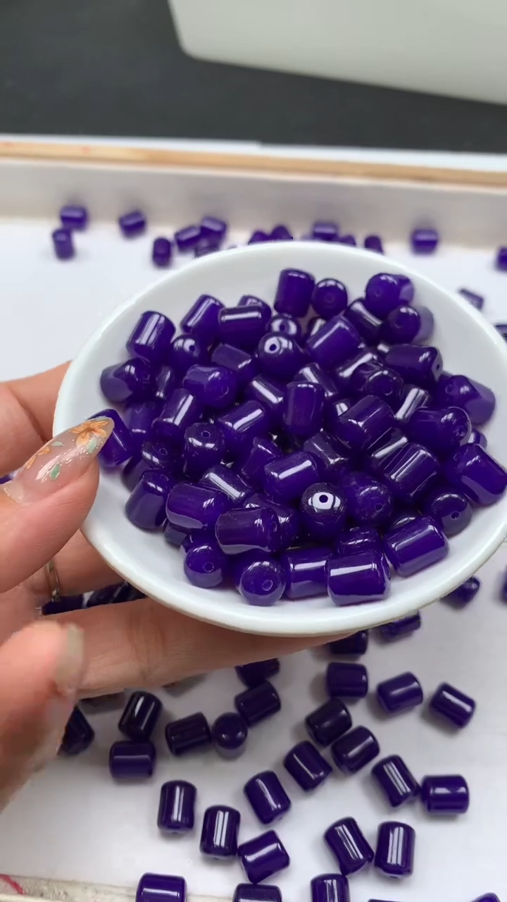 未镶嵌散珠玛瑙/玉髓D687舒 具 来桶珠8*10mm10个6.8元