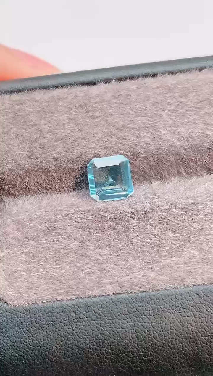 裸石海蓝宝石@****计1.36-136天然海蓝宝石