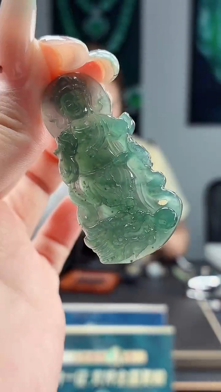 翡翠未镶嵌颈饰DLZ25080837