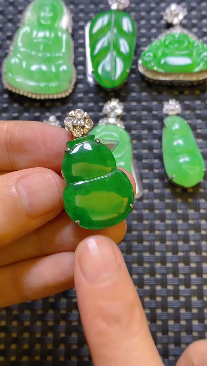 【闪购商品】翡翠颈饰银S925镶嵌吊坠